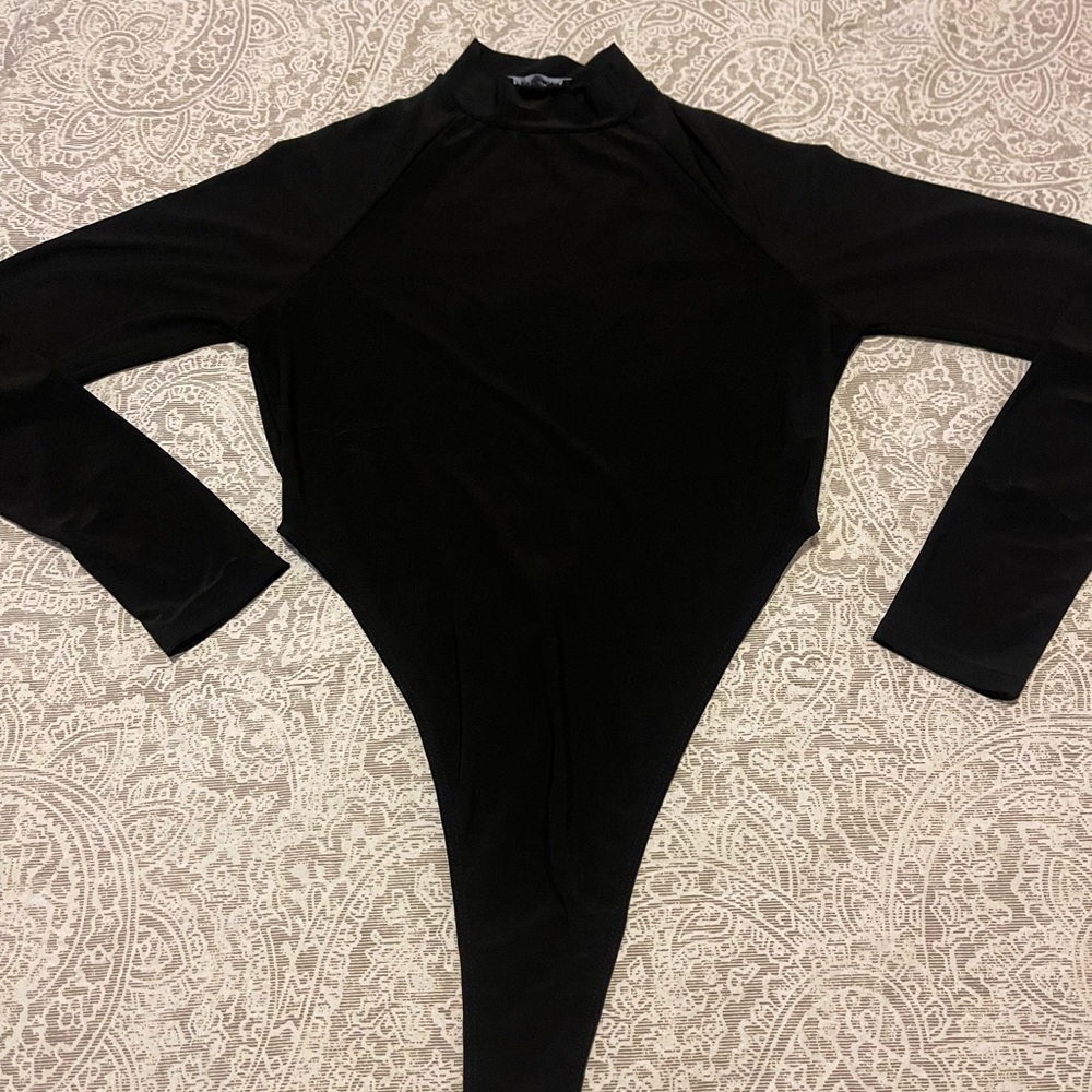 Black long sleeve bodysuit